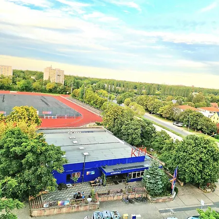 Live Like A Local Big 24qm Cozy Trendy Lgtb Friendly In Shared In Area 12 Min To Downtown Alexanderplatz ホームステイ *