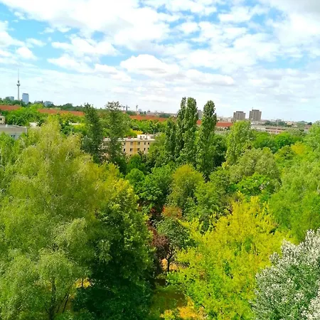 Cozy Trendy Spacious In Area 12 Min. Near To The Center Alexanderplatz Quarto em Acomodações Particulares Berlim