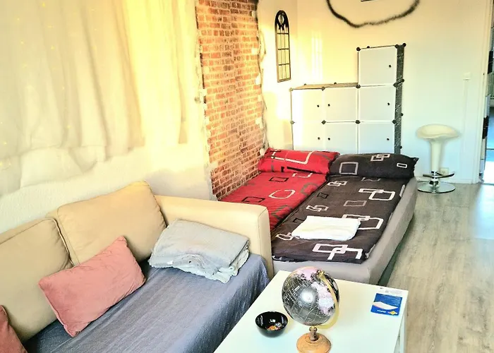 Live Like A Local Big 24qm Cozy Trendy Lgtb Friendly In Shared In Area 12 Min To Downtown Alexanderplatz