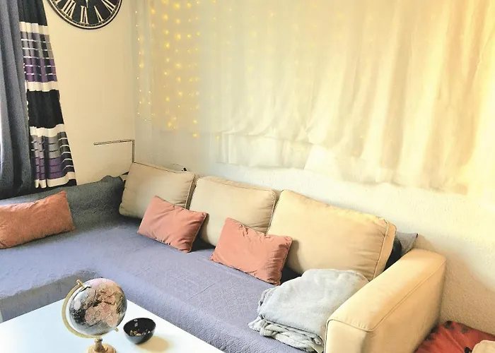 Live Like A Local Big 24qm Cozy Trendy Lgtb Friendly In Shared In Area 12 Min To Downtown Alexanderplatz Berlin